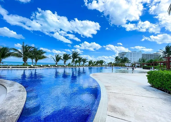 Punta Me Luxury Apartment Beach Front & Ocean View In The Best Location Of Cancun