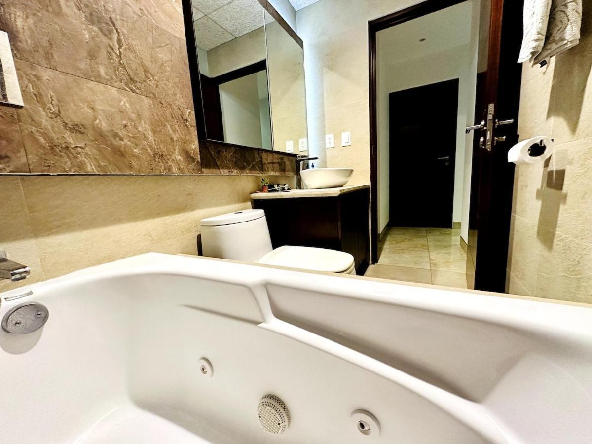 Punta Me Luxury Front & Ocean View