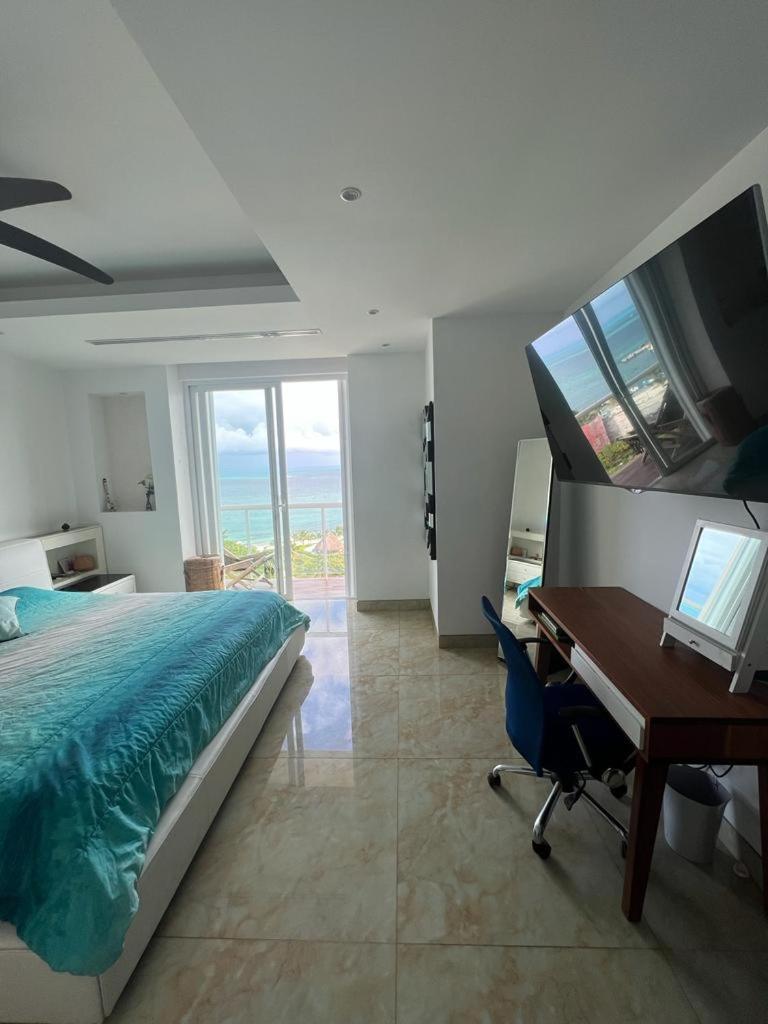 Punta Me Luxury Front & Ocean View Apartment Cancun