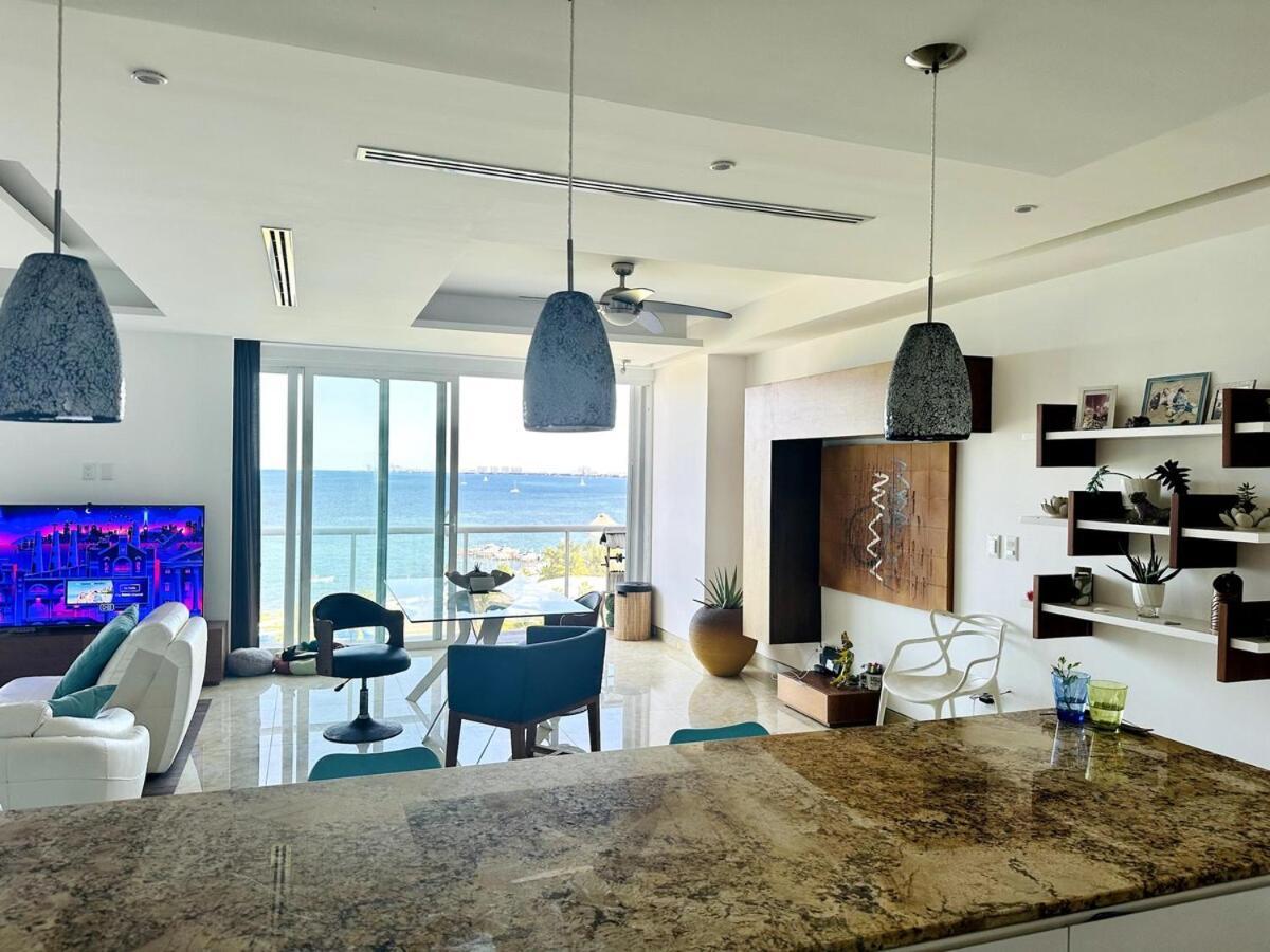 Punta Me Luxury Front & Ocean View *