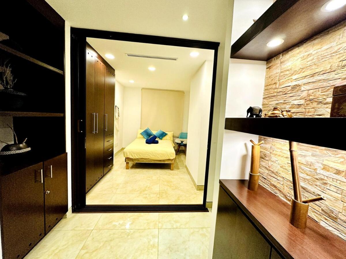 Punta Me Luxury Front & Ocean View *