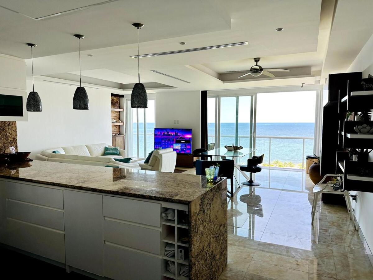 Punta Me Luxury Front & Ocean View