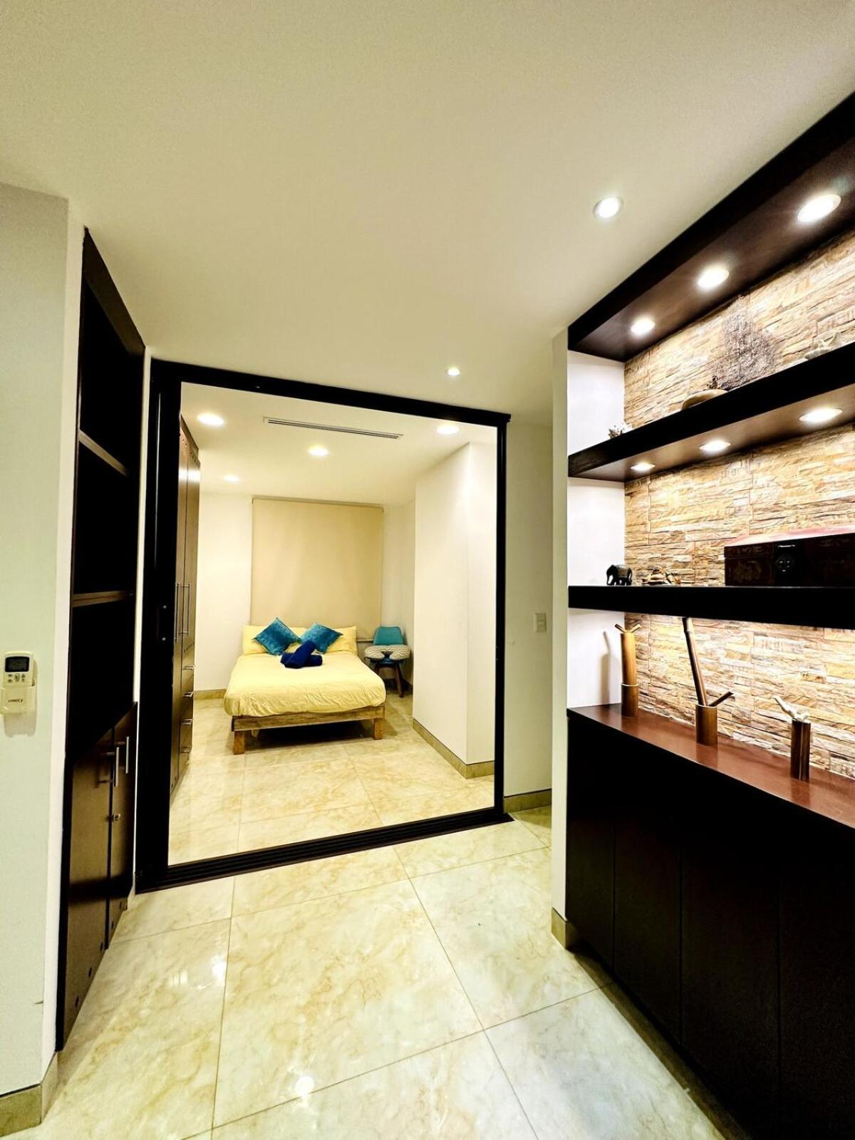 Punta Me Luxury Front & Ocean View *