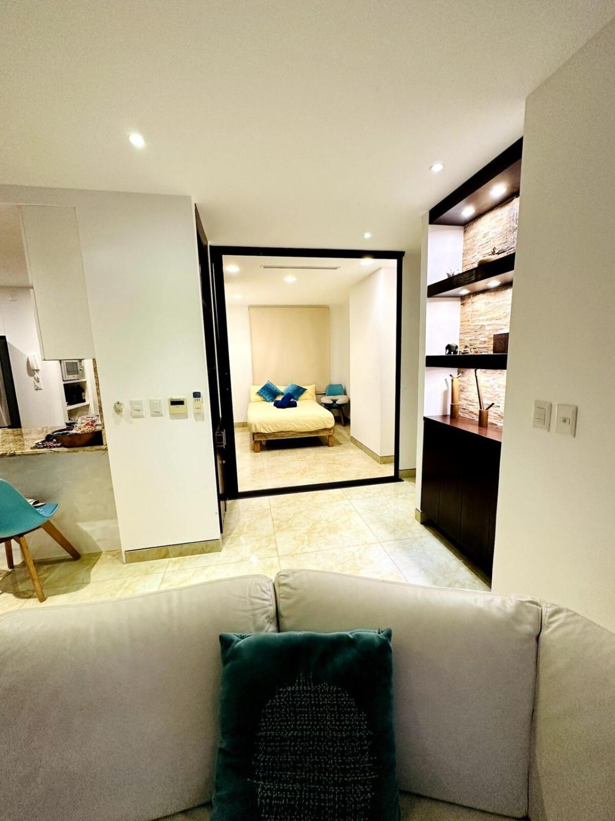 Punta Me Luxury Front & Ocean View Apartment